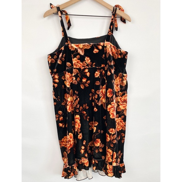 NWT Torrid Floral Velvet Mini Dress L Black Whimsigoth‎ Fairy Grunge Romantic - Picture 8 of 10